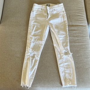White Abercrombie and Fitch ripped jeans